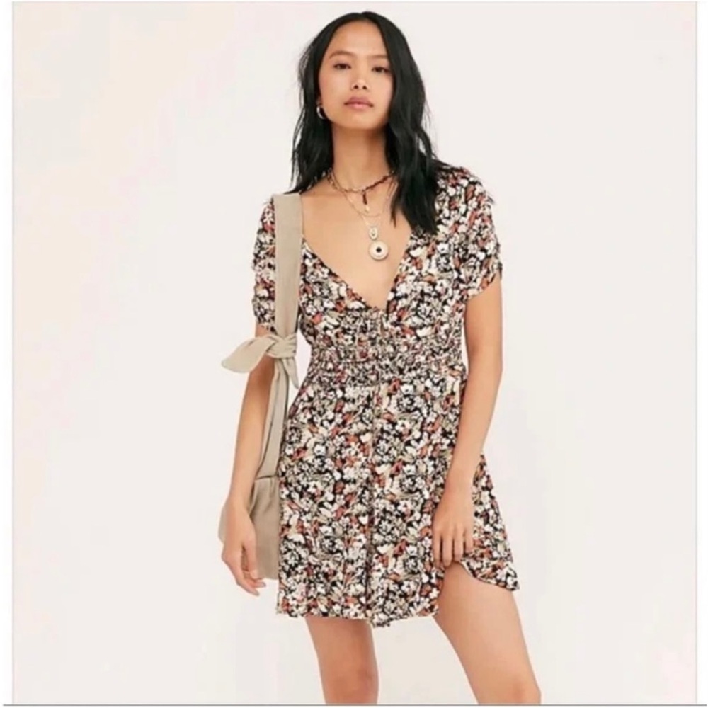 Free People Floral Print Short Sleeve Mini Dress Size 8 Multicolor Fit & Flare